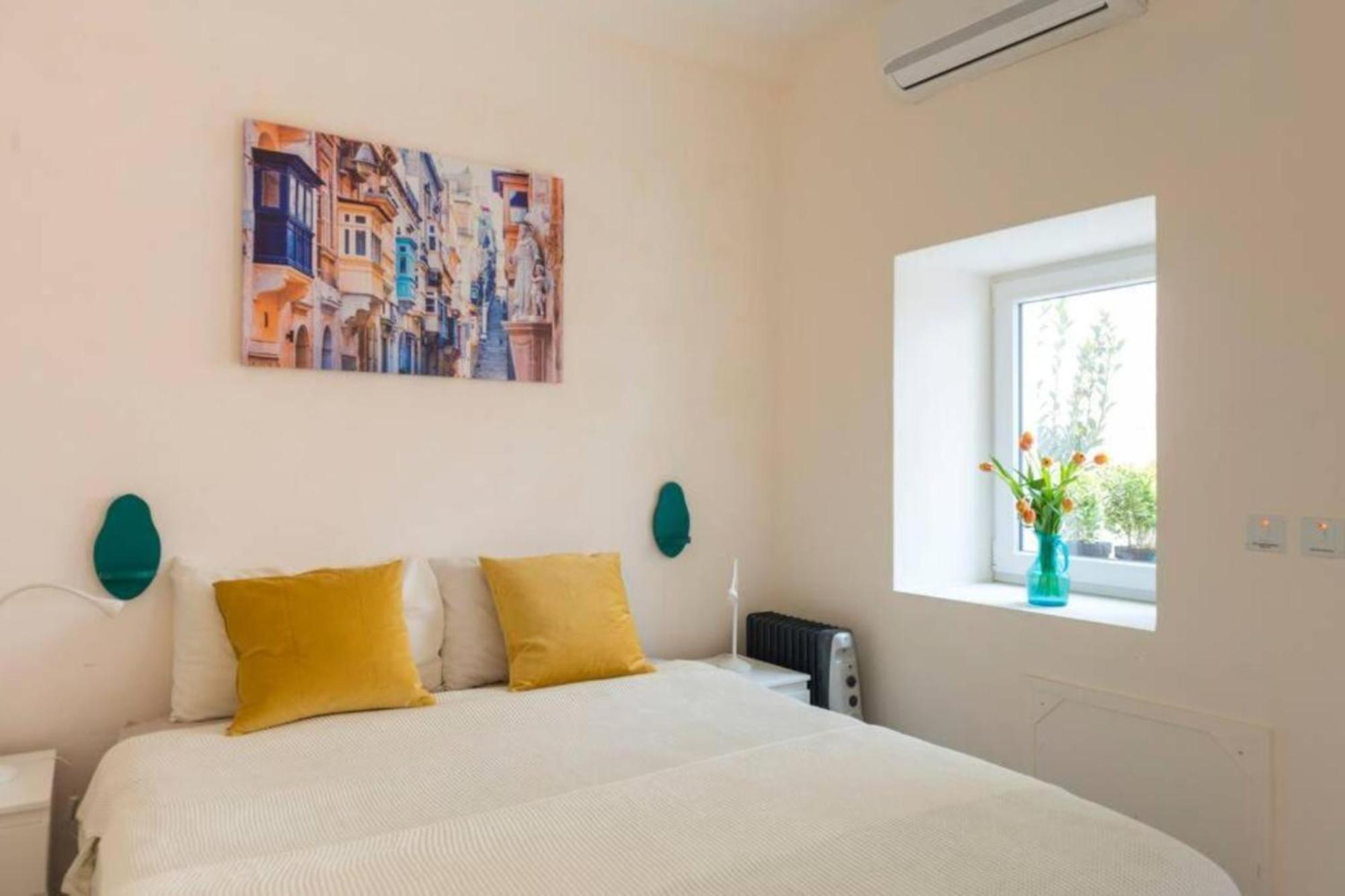 Authentic 1St Fl Apartment At The 3 Cities Marina Cospicua Exterior foto