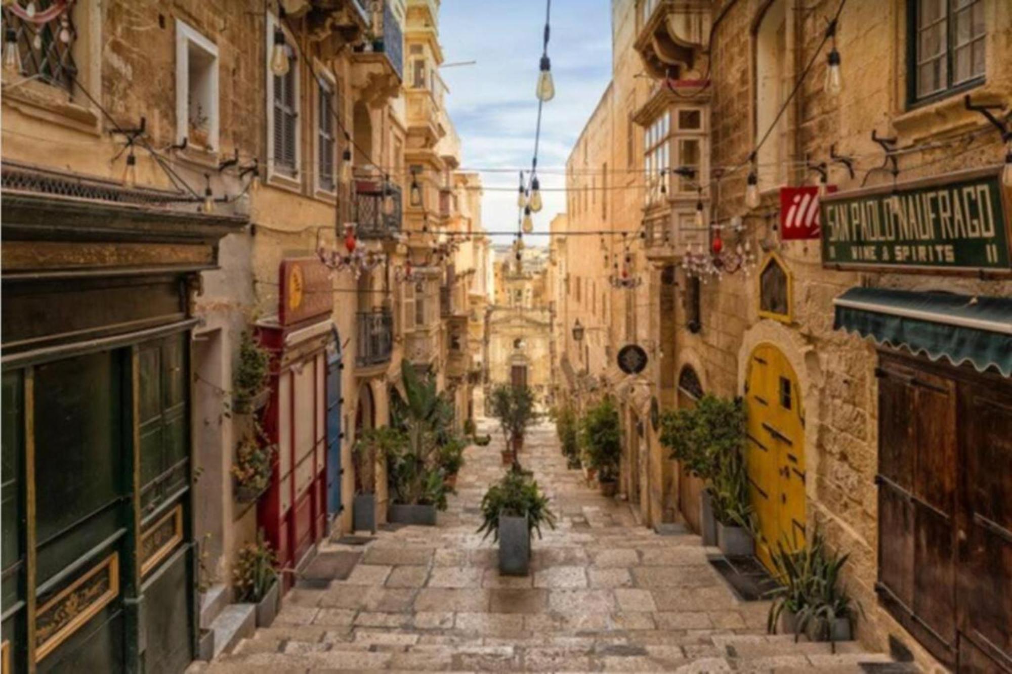 Authentic 1St Fl Apartment At The 3 Cities Marina Cospicua Exterior foto